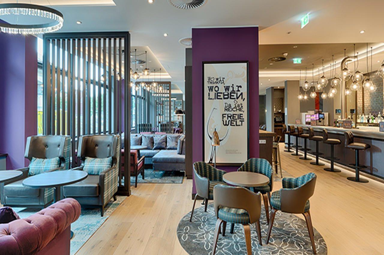 Premier Inn Hamburg City Klostertor Exteriör bild